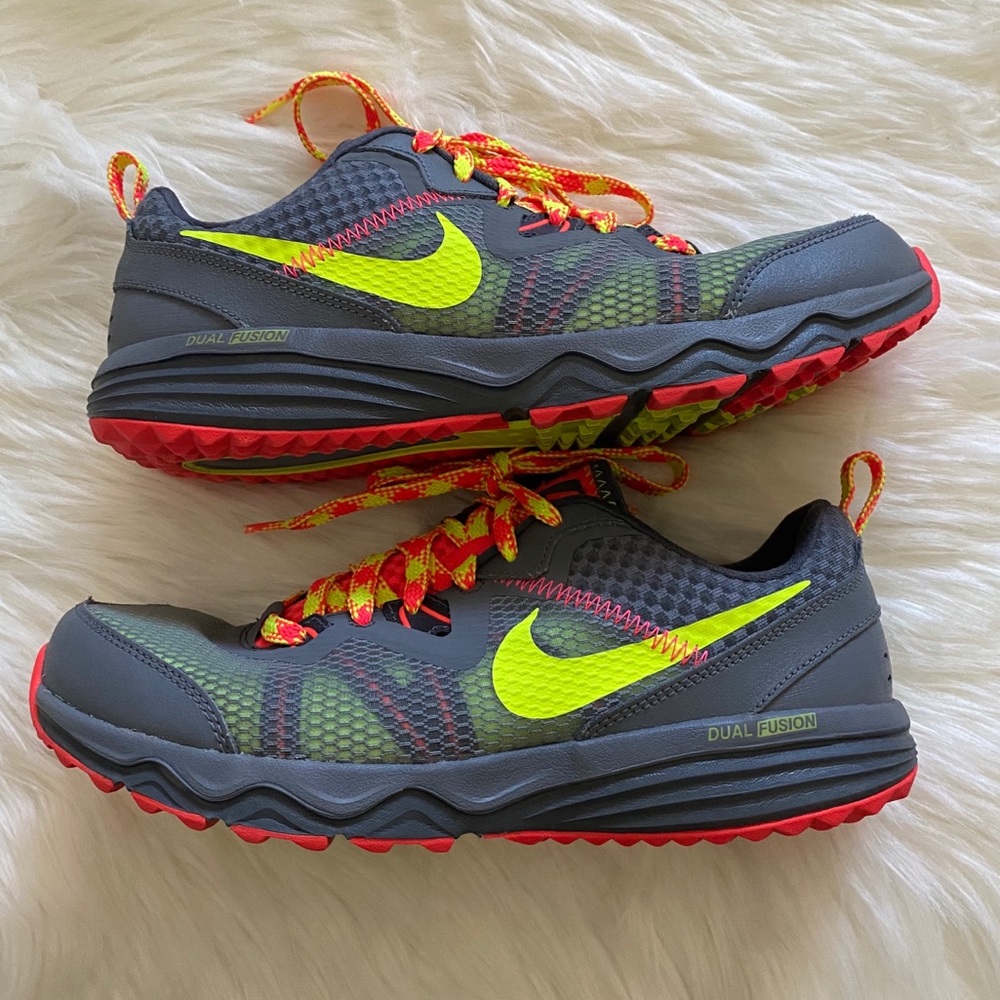 Nike Women's Air Max Dynasty